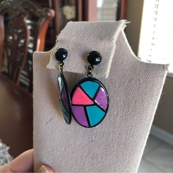 Vintage Pierced Earrings - Picture 2 of 4